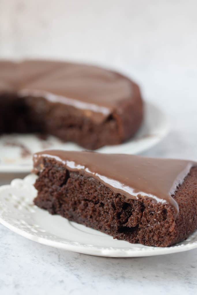 Easy Chocolate Cake recipe from Scratch