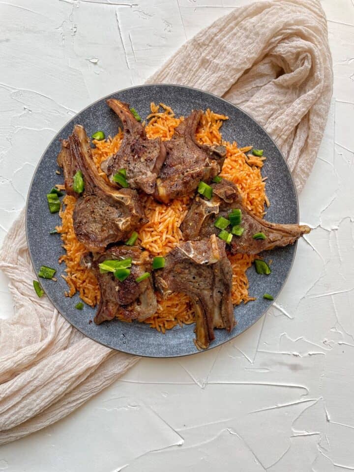 These succulent lamb chops are served with rice and make a perfect meal