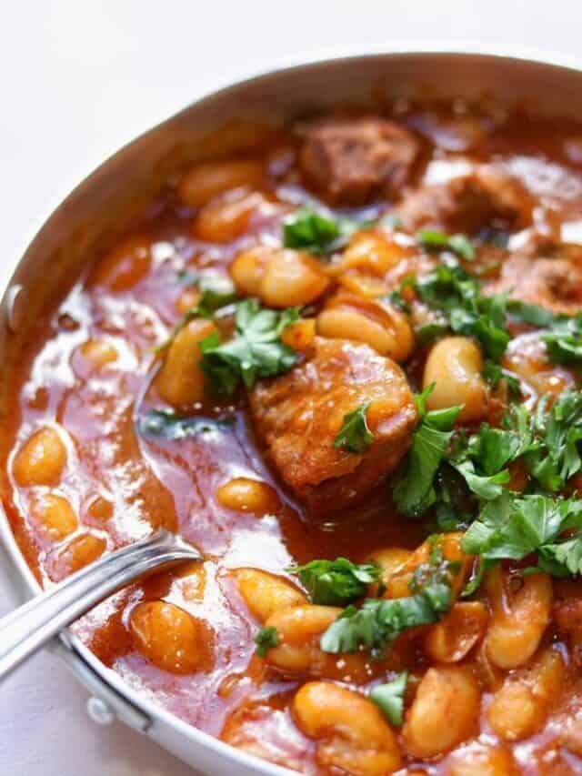 FASOLIA WITH MEAT | MIDDLE EASTERN WHITE BEAN STEW