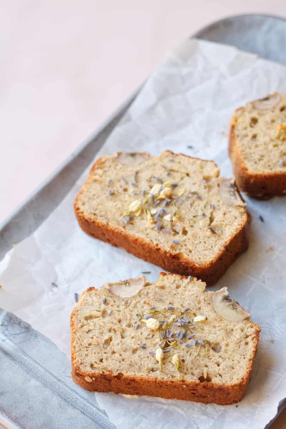 moist and delicious banana bread made with a handful of ingredients