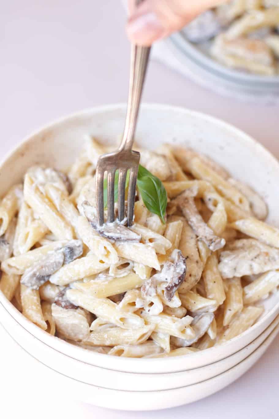 a hearty da vinci pasta dish made with chicken, shiitake mushrooms and a creamy sauce! 